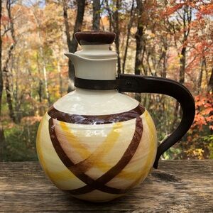 Vernonware Organdie Plaid Carafe & Lid with Bakelite (?) Handle Vintage